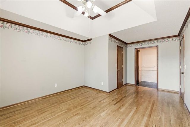 9224 Swarner Drive, Lenexa, KS 66219