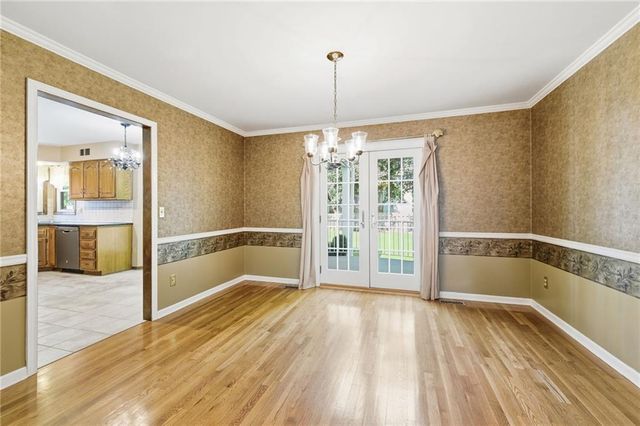 9224 Swarner Drive, Lenexa, KS 66219