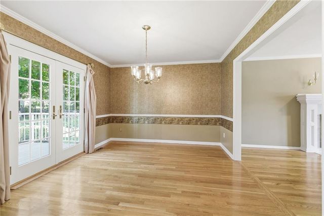 9224 Swarner Drive, Lenexa, KS 66219