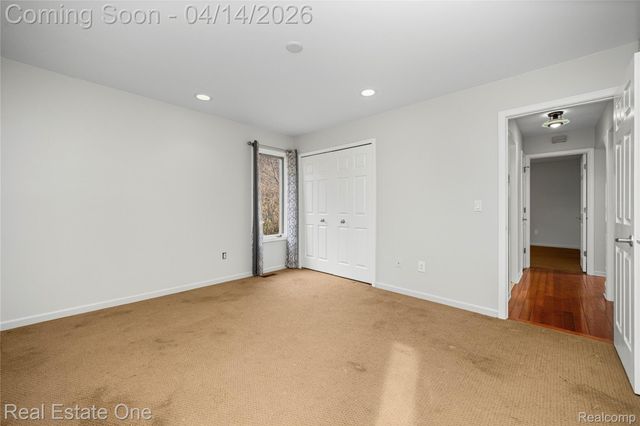 2110 Callie Drive, Commerce Charter Township, MI 48390