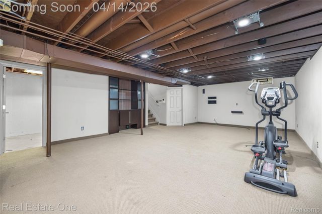 2110 Callie Drive, Commerce Charter Township, MI 48390