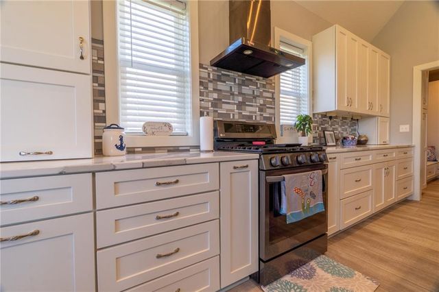 114 Goose Court, Altamont, MO 64620