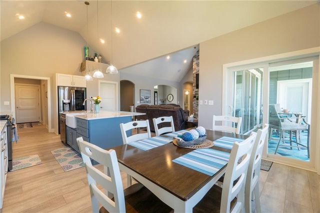 114 Goose Court, Altamont, MO 64620