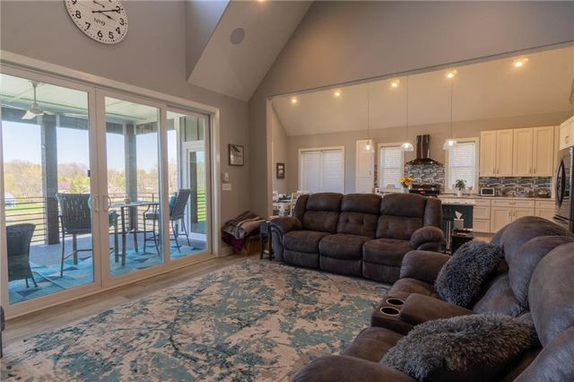 114 Goose Court, Altamont, MO 64620