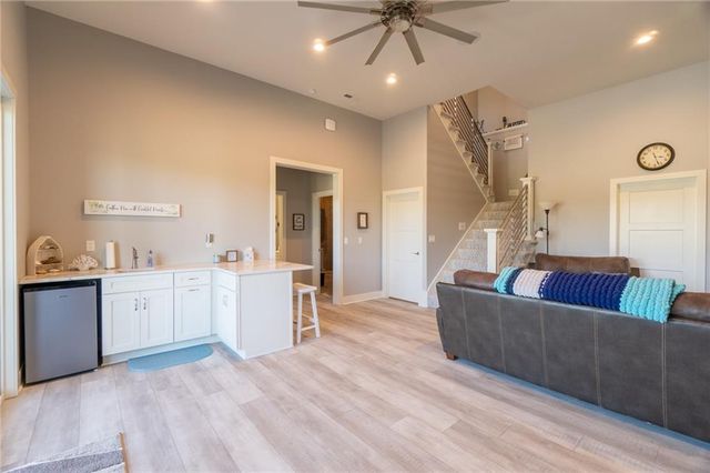 114 Goose Court, Altamont, MO 64620