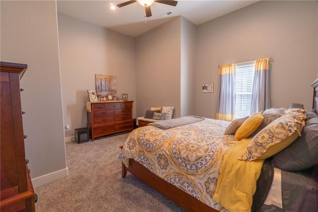 114 Goose Court, Altamont, MO 64620