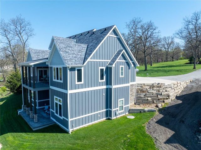 114 Goose Court, Altamont, MO 64620