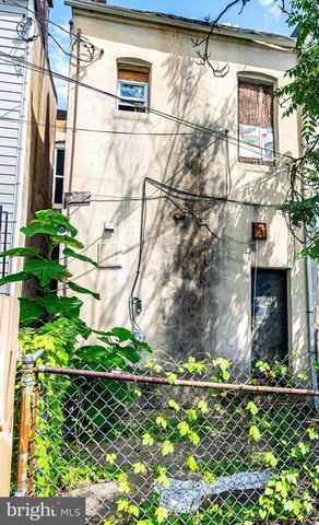 2331 E FEDERAL ST, Baltimore, MD 21213