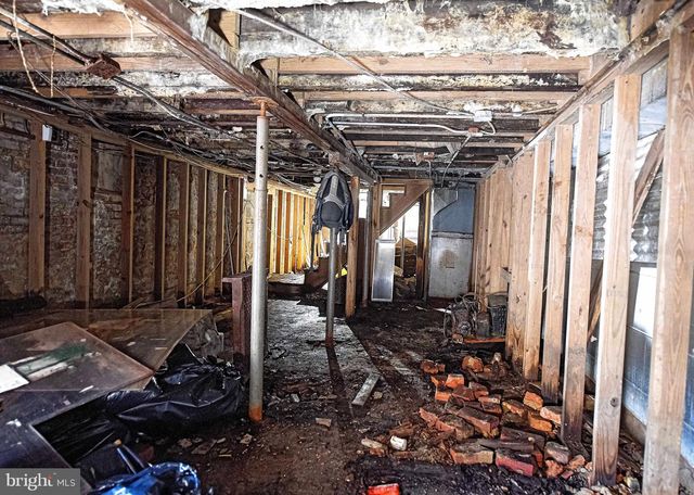 2331 E FEDERAL ST, Baltimore, MD 21213