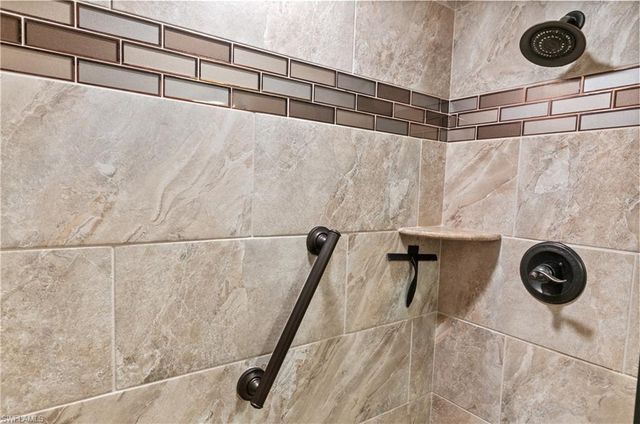 4001 SE 19th PL # 2, Cape Coral, FL 33904