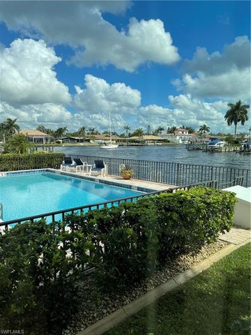 4001 SE 19th PL # 2, Cape Coral, FL 33904