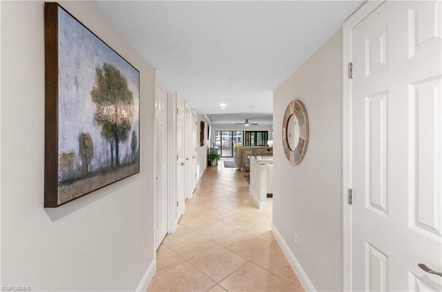 4001 SE 19th PL # 2, Cape Coral, FL 33904