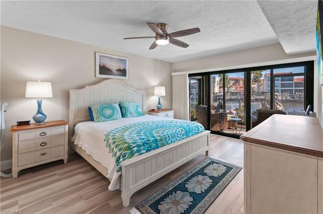 4001 SE 19th PL # 2, Cape Coral, FL 33904