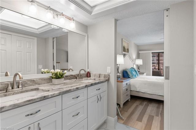 4001 SE 19th PL # 2, Cape Coral, FL 33904