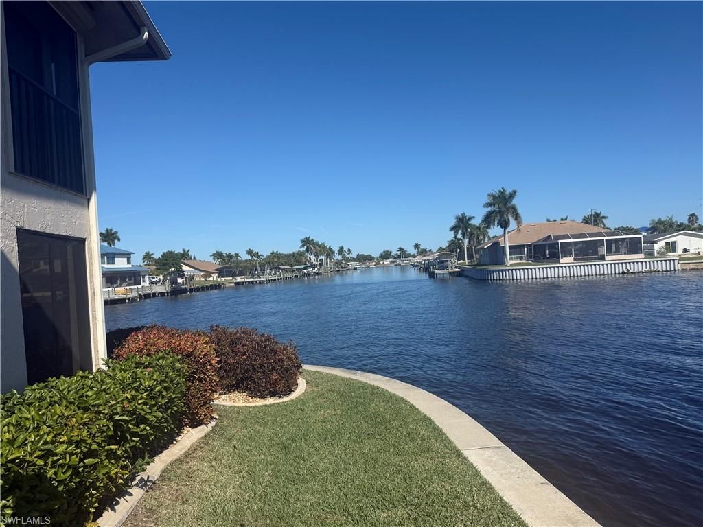 4001 SE 19th PL # 2, Cape Coral, FL 33904