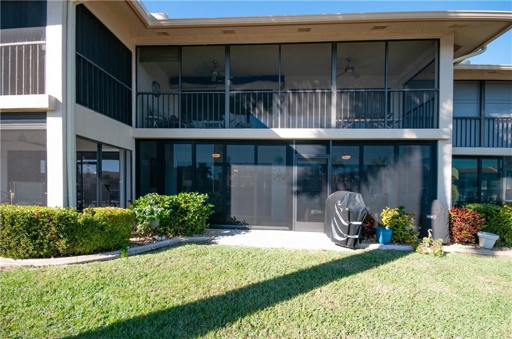 Image 27 of property listing at 4001 19th PL 2, Cape Coral, FL 33904