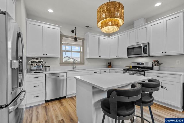 454 SW Rose Av, Dallas, OR 97338