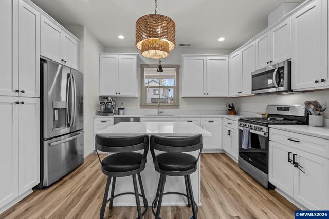 454 SW Rose Av, Dallas, OR 97338