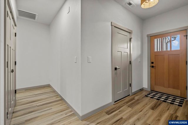 454 SW Rose Av, Dallas, OR 97338