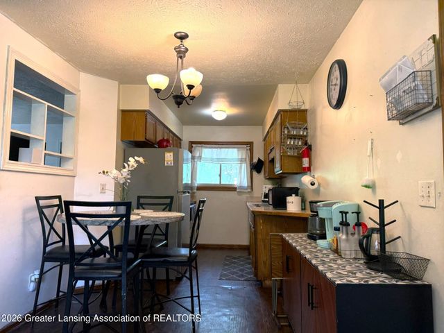 1638 Berkley Drive, Holt, MI 48842