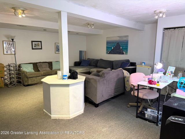 1638 Berkley Drive, Holt, MI 48842