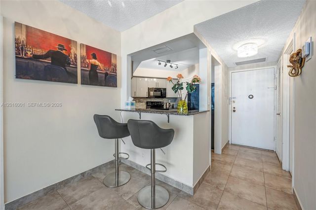 3725 S Ocean Dr 1015, Hollywood, FL 33019