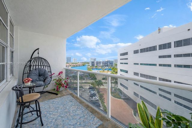 3725 S Ocean Dr 1015, Hollywood, FL 33019