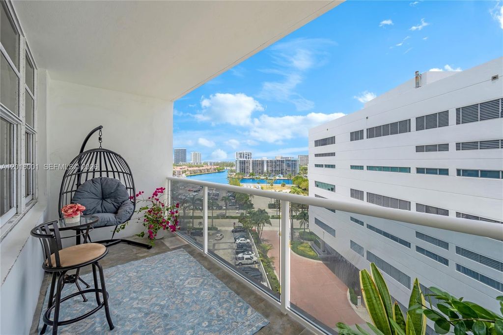 3725 S Ocean Dr 1015, Hollywood, FL 33019
