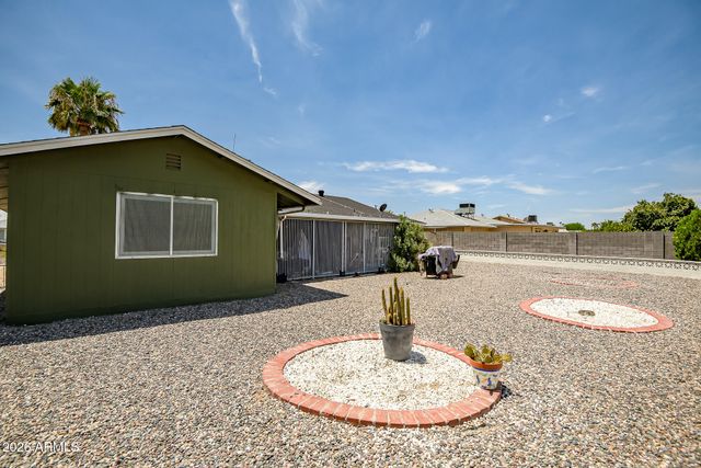 9530 W APPALOOSA Drive, Sun City, AZ 85373