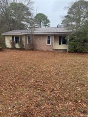 3726 Pioneer Drive, Hope Mills, NC 28348