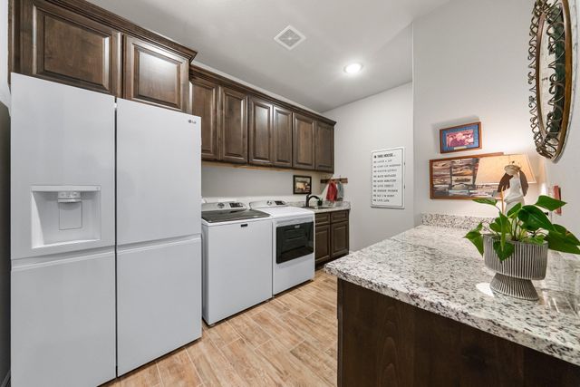 105 Clear Springs CT, Marble Falls, TX 78654