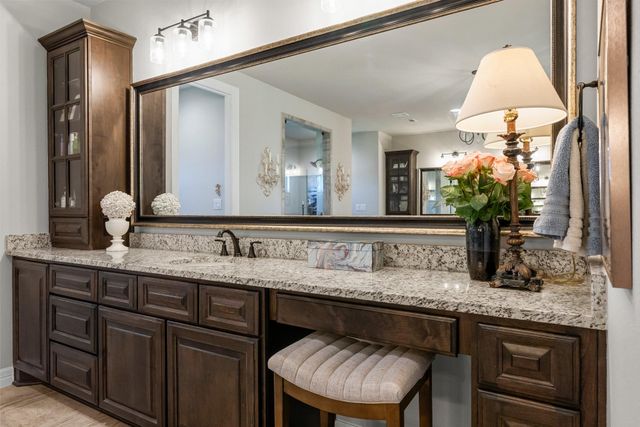 105 Clear Springs CT, Marble Falls, TX 78654