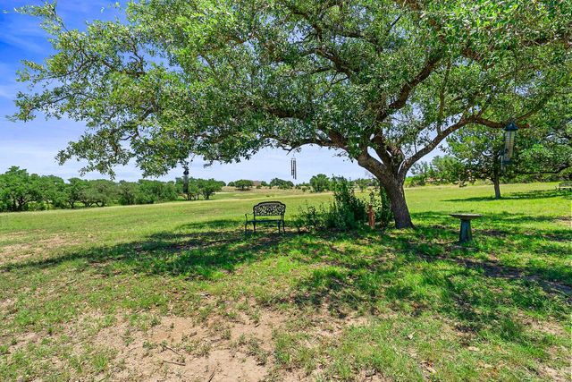 105 Clear Springs CT, Marble Falls, TX 78654