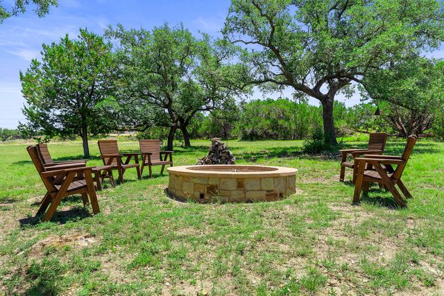 105 Clear Springs CT, Marble Falls, TX 78654