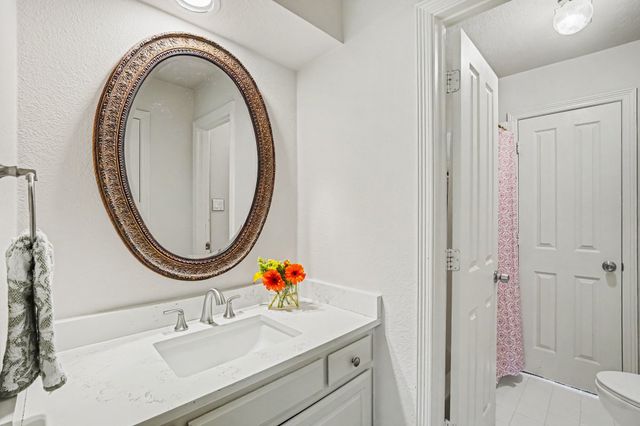 5360 Gatesworth Lane, Dallas, TX 75287