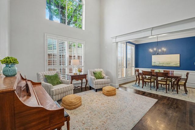 5360 Gatesworth Lane, Dallas, TX 75287