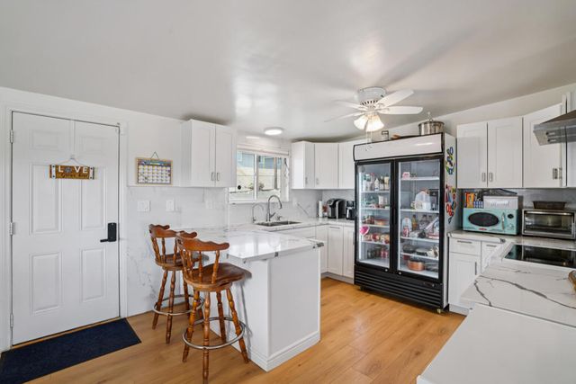 5912 Bagley Ave Avenue, 29 Palms, CA 92277