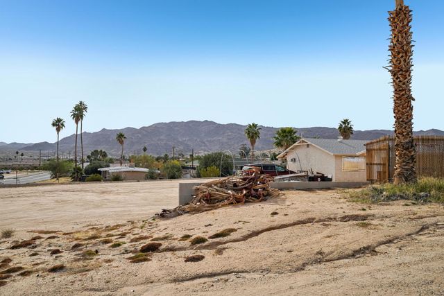 5912 Bagley Ave Avenue, 29 Palms, CA 92277