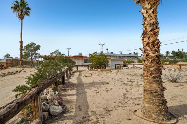 5912 Bagley Ave Avenue, 29 Palms, CA 92277
