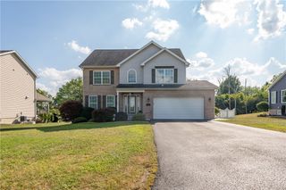 513 Shannon Dr, Mt Pleasant Twp, PA 15666