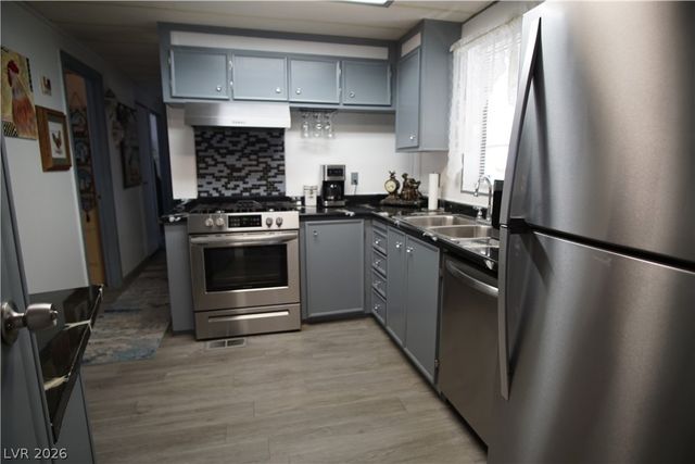 3392 Jewel Cave Drive, Las Vegas, NV 89122