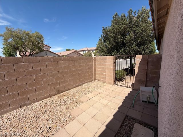 11037 Parete Court, Las Vegas, NV 89141