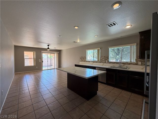 11037 Parete Court, Las Vegas, NV 89141