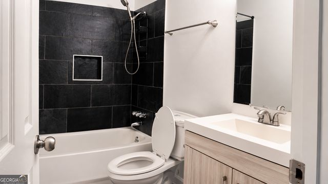 405 Fairburn Road SW 17, Atlanta, GA 30331
