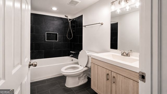 405 Fairburn Road SW 17, Atlanta, GA 30331