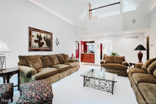 1859 Haverhill Drive, Rochester Hills, MI 48306