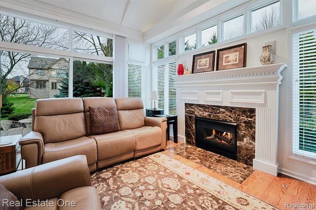 1859 Haverhill Drive, Rochester Hills, MI 48306