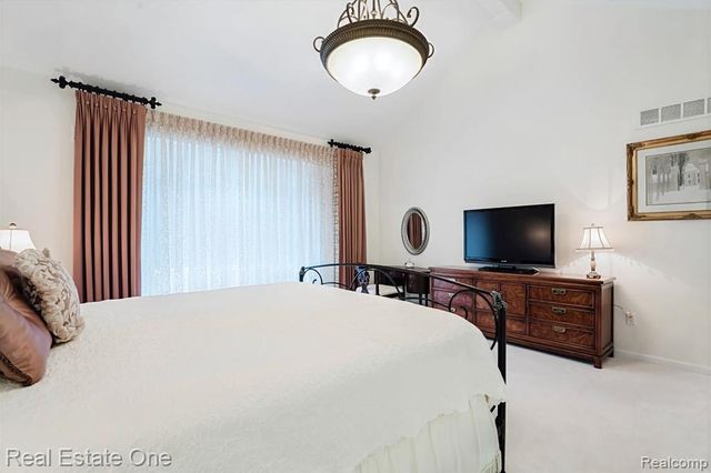 1859 Haverhill Drive, Rochester Hills, MI 48306