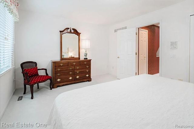 1859 Haverhill Drive, Rochester Hills, MI 48306