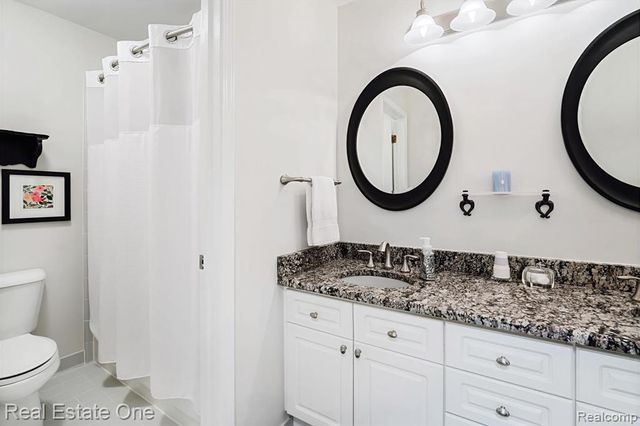 1859 Haverhill Drive, Rochester Hills, MI 48306